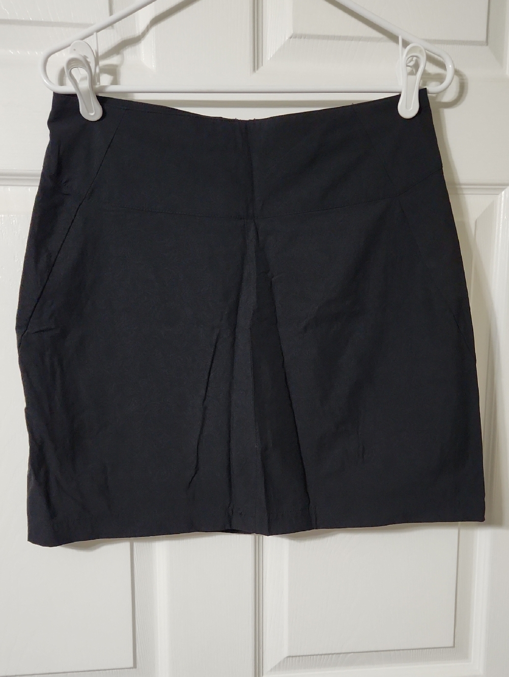 Royal Robbins Black Pencil Mini Skort, Size 8